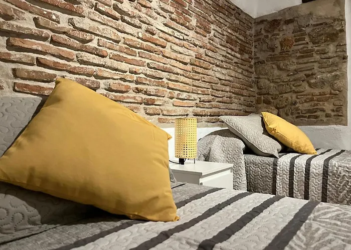 La Casa Del Arco